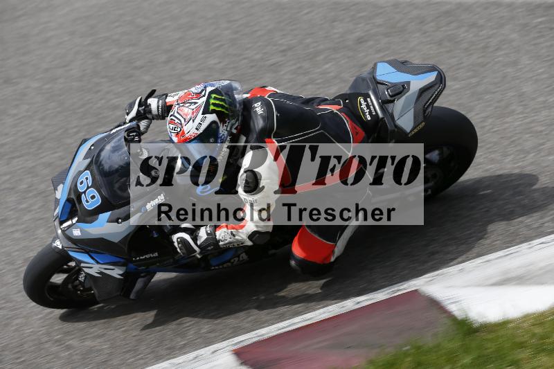 /10 20.04.2026  Pluess Moto Sport ADR/Freies Fahren/69